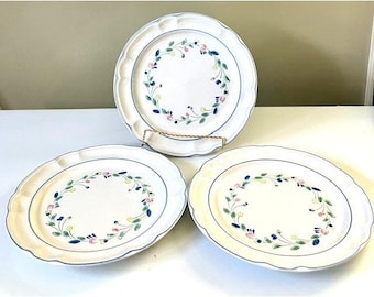 3 Floral Expressions Japan Stoneware 10 3/4" NO Floral Center Dinner Plates