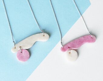 Candy colored organic shape necklace "wavy"