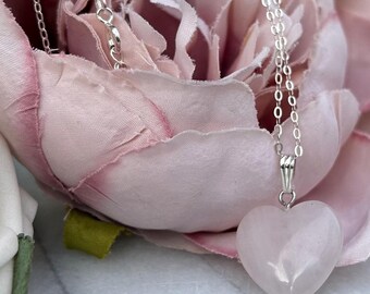 Collar de corazón, collar de cuarzo rosa, collar de cadena de plata esterlina, collar con colgante de corazón de cuarzo rosa, collar de corazón rosa
