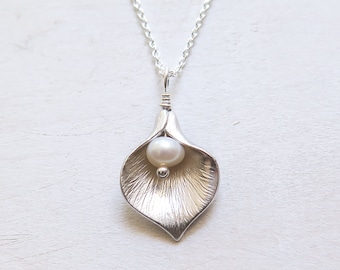 Calla Lily Necklace, Gift for Her, Anniversary Gift, Calla Lily Jewelry, Freshwater Pearl, Sterling Silver Chain