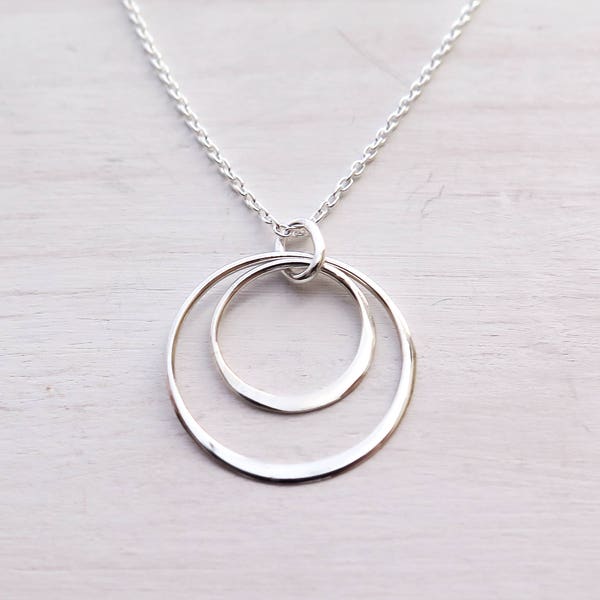 Two Circle Necklace, 2 Sisters Necklace, Double Circle, Sister Jewelry, Geometric Jewelry, 2 Rings, Dainty, Minimalist, Sterling Silver