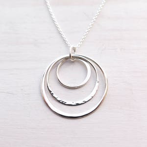 Sterling Silver Three Circle Necklace, 3 Sisters, 3 Generations