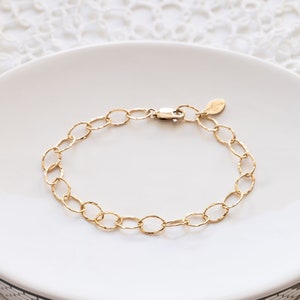 Gold Filled Chain Bracelet, Oval Link Bracelet, Adjustable Length, Dainty Layering Bracelet, Gift for Her