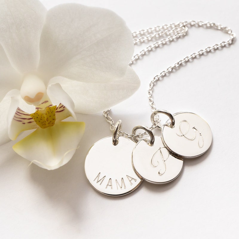 MAMÁ NECKLACE main image 1