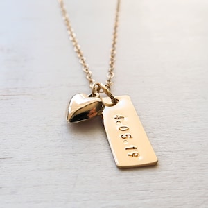 Custom Date Necklace, Heart Charm, Gold Filled, Personalized Gift for Her, Anniversary Gift for Wife