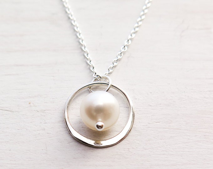 Circle Necklace, Circle and Pearl, Eternity Necklace, Pearl Choker, White Freshwater Pearl, June Birthstone, Dainty, Sterling Silver