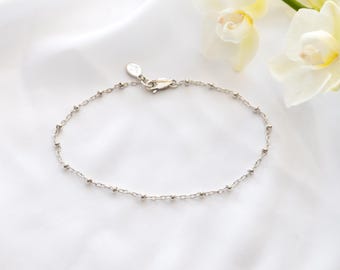 Satellite Chain Bracelet in Sterling Silver, Medium Weight