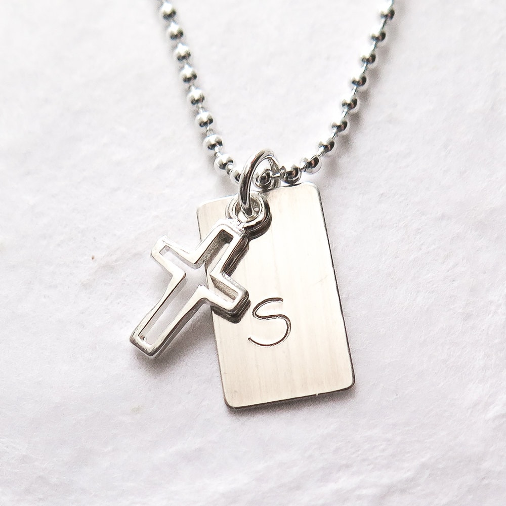 First Communion Gift For Boy / 20 First Communion gifts you'd never think to give / A personalized first communion candle.