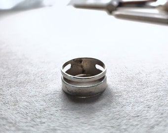 SR63* "Duo" - silver Ring; two of one piece = inseparable