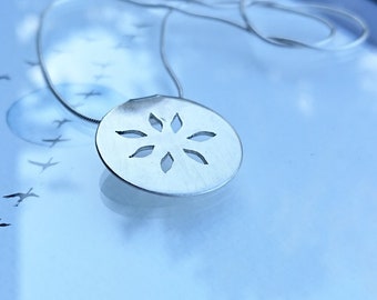 SAc25* " Love Petals" - silver coin Necklace