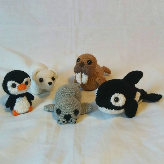 mini arctic animal toys