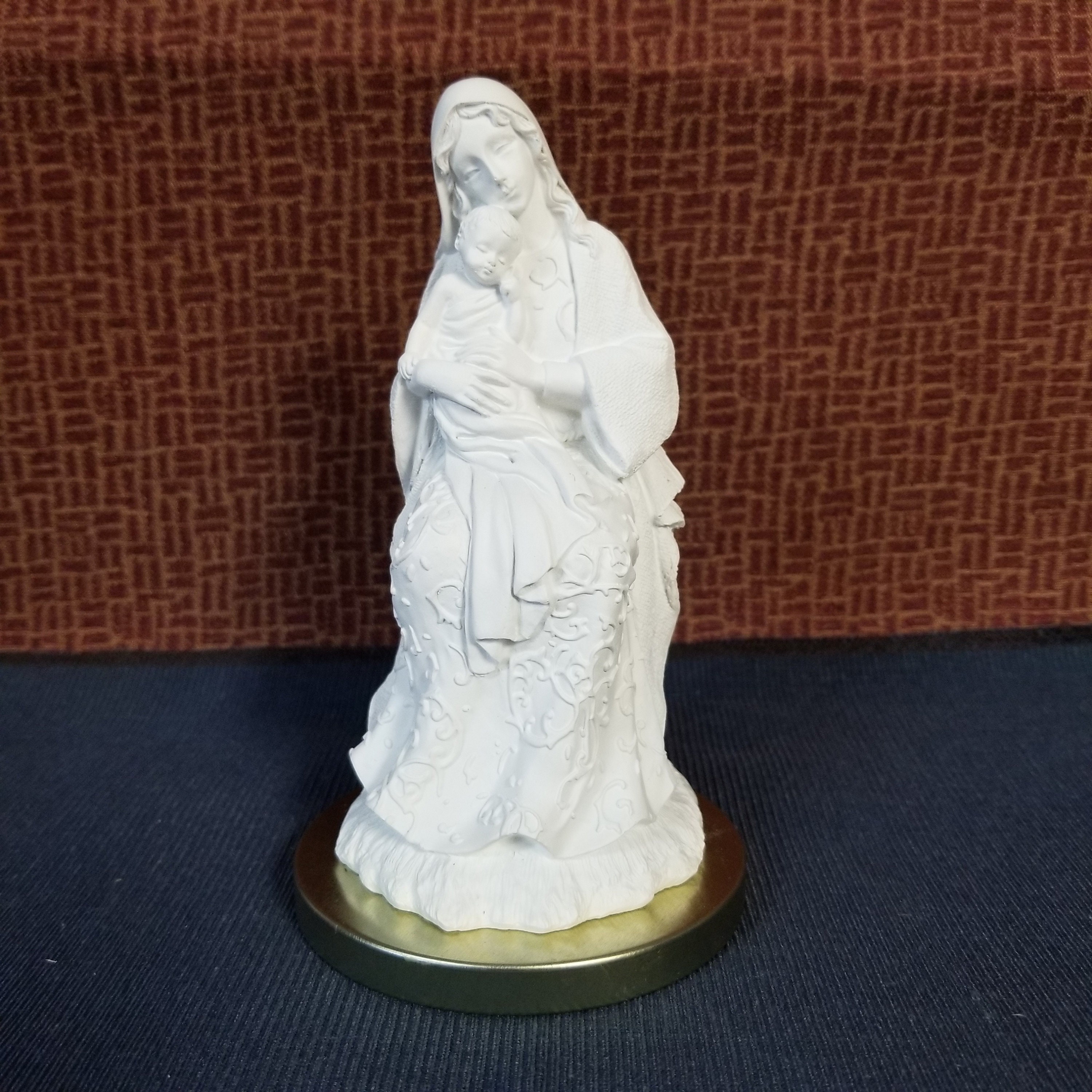 Madonna and Child 6 statue for home and gift giving. Ornate resin ...