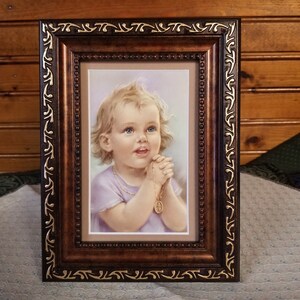 Little girl praying vintage print framed desktop picture