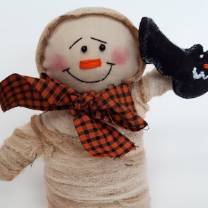 Halloween mummy shelf sitter, mummy shelf sitter, Halloween mummy, mummy and friend, mummy, Halloween decor, Halloween decoration