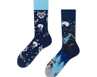 Wolf Socken von MANY MORNINGS, Herren und Damen Socken, Bunte und Lustige Socken, Mismatched Socken, Geschenk Frau & Mann