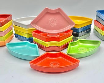 Fiesta Omni Dish Plate Tray Curved Entertaining Set Pieces Shamrock Slate Peony White Sunflower Lemongrass HLC Homer Laughlin Fiestaware