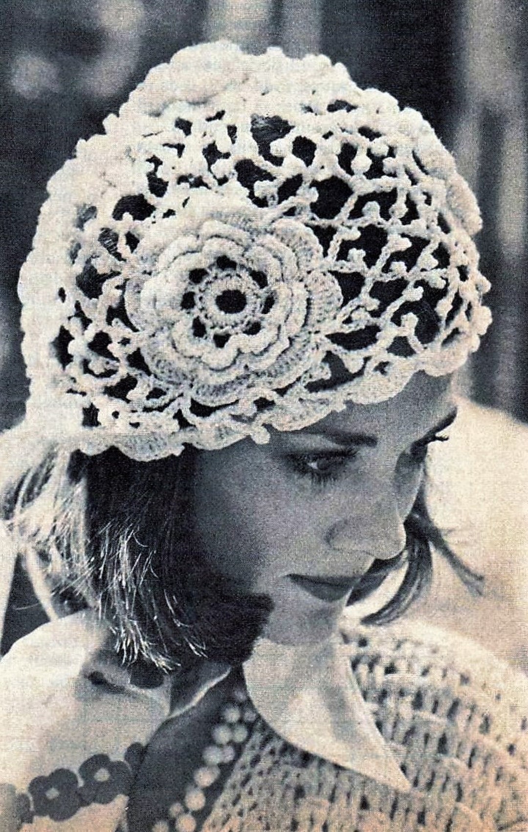 Vintage Cream Crochet Lace Hat Vintage Ladies Cream Crochet Lace Hat Ernest Gelbard  main image 3