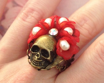 Ring any size skull and Red wreath