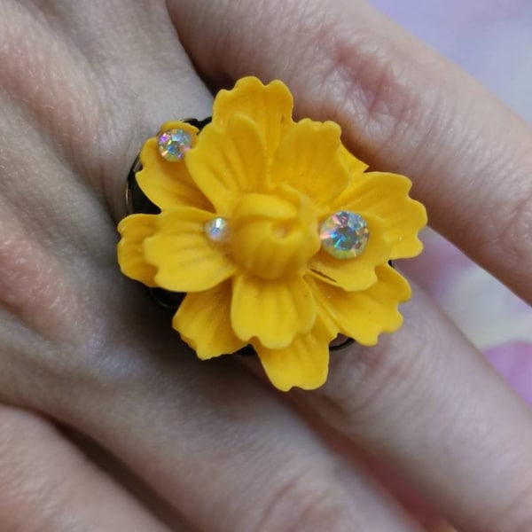 Bague fleur jaune