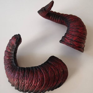 Red demon horns black border image 3