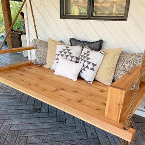 Outdoor Day Bed | Swinging Day Bed | Outdoor Swing | Day Bed | Patio Furniture | Outdoor Furniture