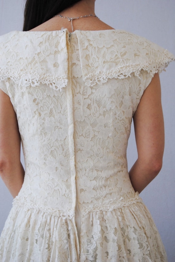 80s off shoulder wedding gown, vintage lace gown … - image 8