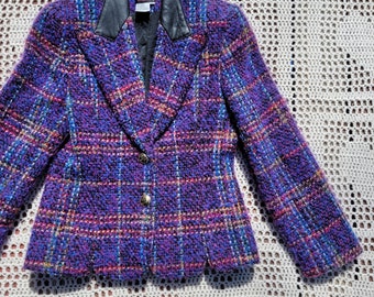 Vintage rainbow plaid tweed blazer in with leather collar and scalloped hem, boxy oversized blazer jacket, vintage designer jacket, 1980s