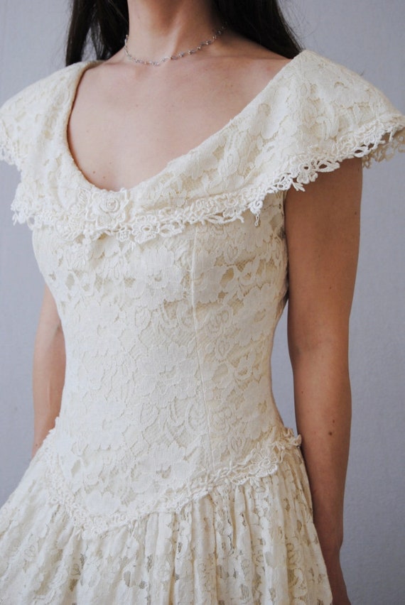 80s off shoulder wedding gown, vintage lace gown … - image 3