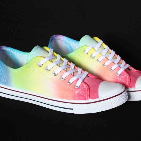 Tie Dye Shoes - Chaussures Plimsoll en toile d’été - Rainbow Bright Colours - Chaussures LGBT