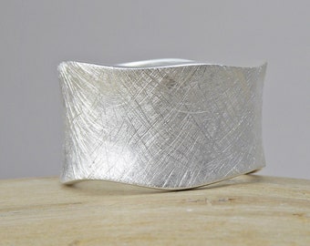 Band ring "Plain", silver ring in curvy design, wide ring in wave form