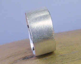 Bandring "Outskirts L" Silber, Silberring schlicht und einfach, Bandring mit unregelmäßigen Rändern