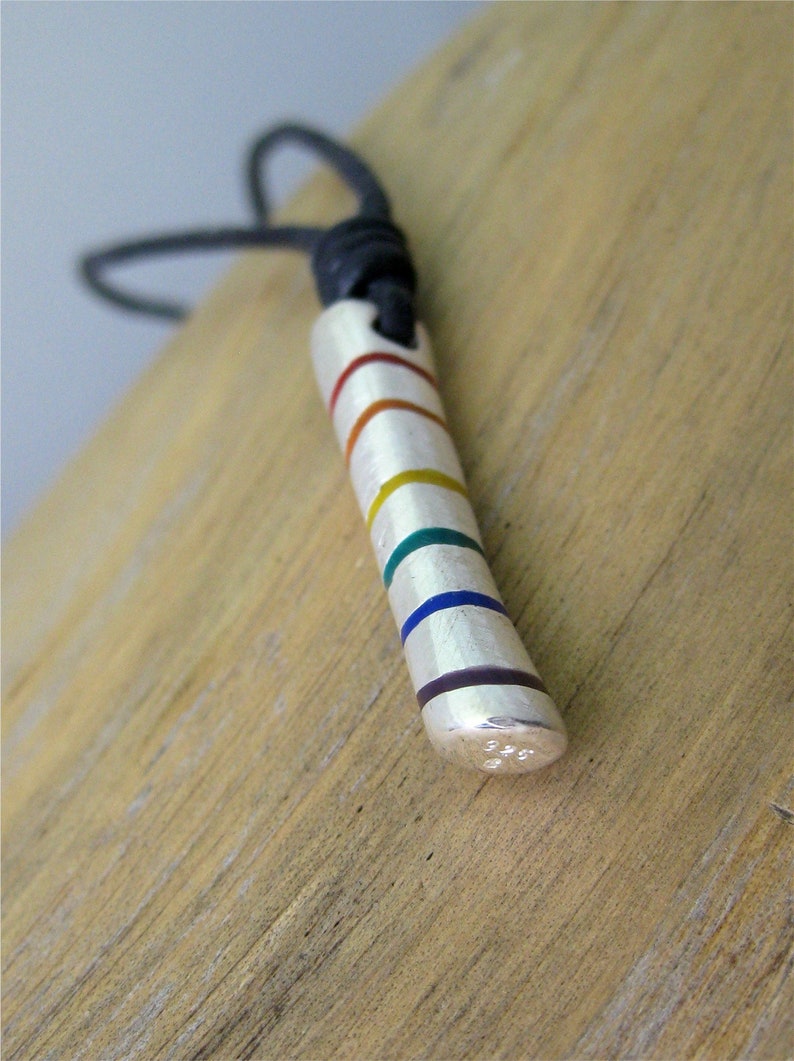 Silberanhänger Rainbow Stick Regenbogen LGBT Pride Schmuck Bild 1