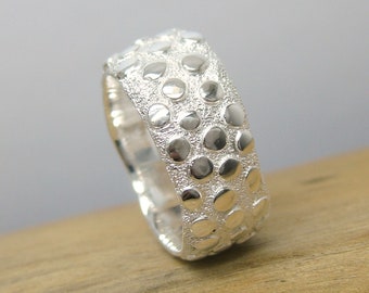 Bandring "Pip" zilver 925 met stippenpatroon, zilveren ring met buitengewoon, groovy oppervlak