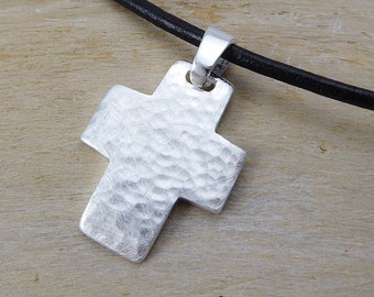 hammered silver cross "Urban" gift for confirmation, communion, customizable cross with hammer blow