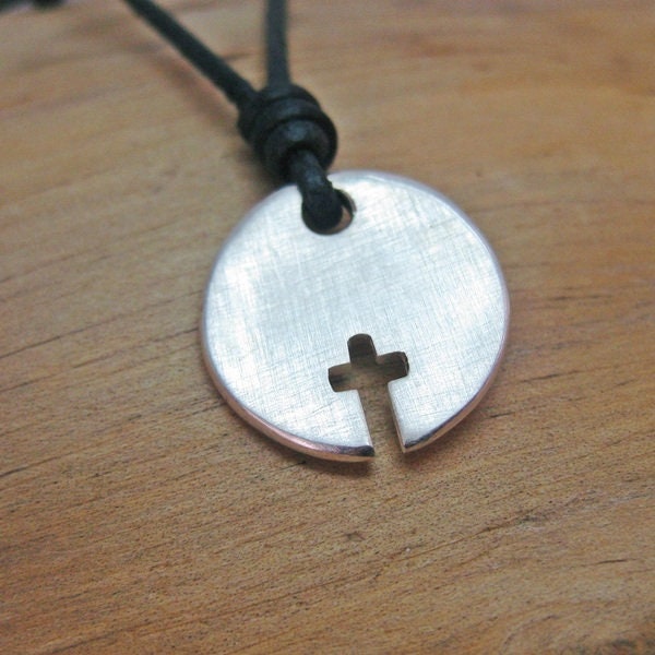 Silberanhänger Kreuz "Elias", Geschenk zur Konfirmation, Kommunion, personalisierbares Kreuz mit Prägung Gravur Name Datum