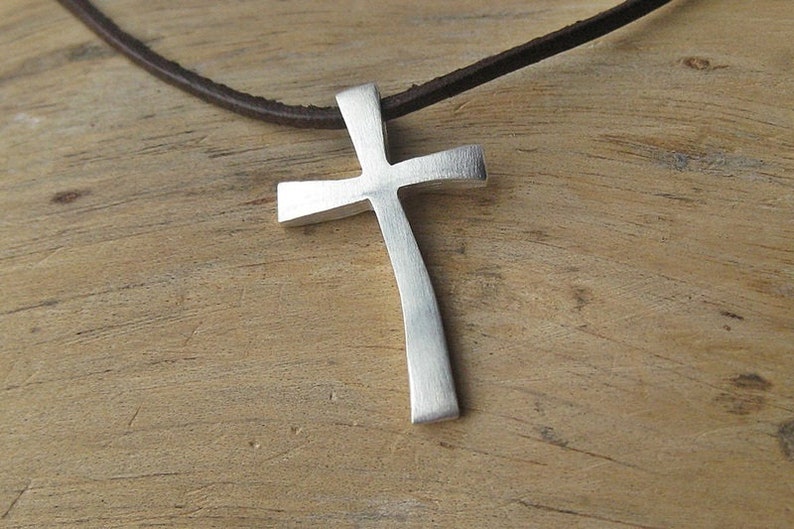 silver cross pendant Consuelo on leather cord Lederband variabel