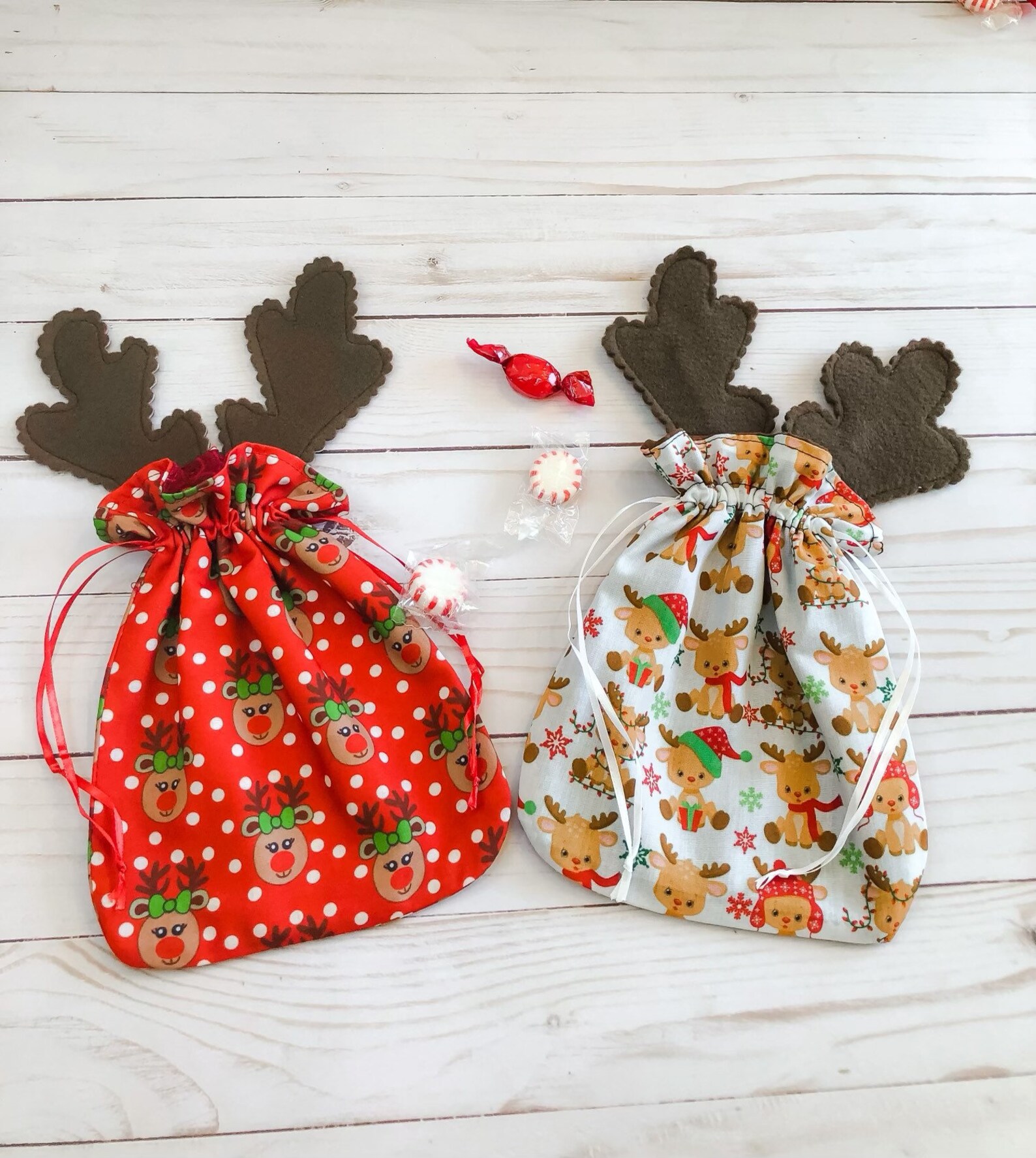 thumbnail image 2 of 90-Piece Christmas Stocking Goodie Bags With Rope - Zipper Seal Treat Bags For Tree 2 of 11