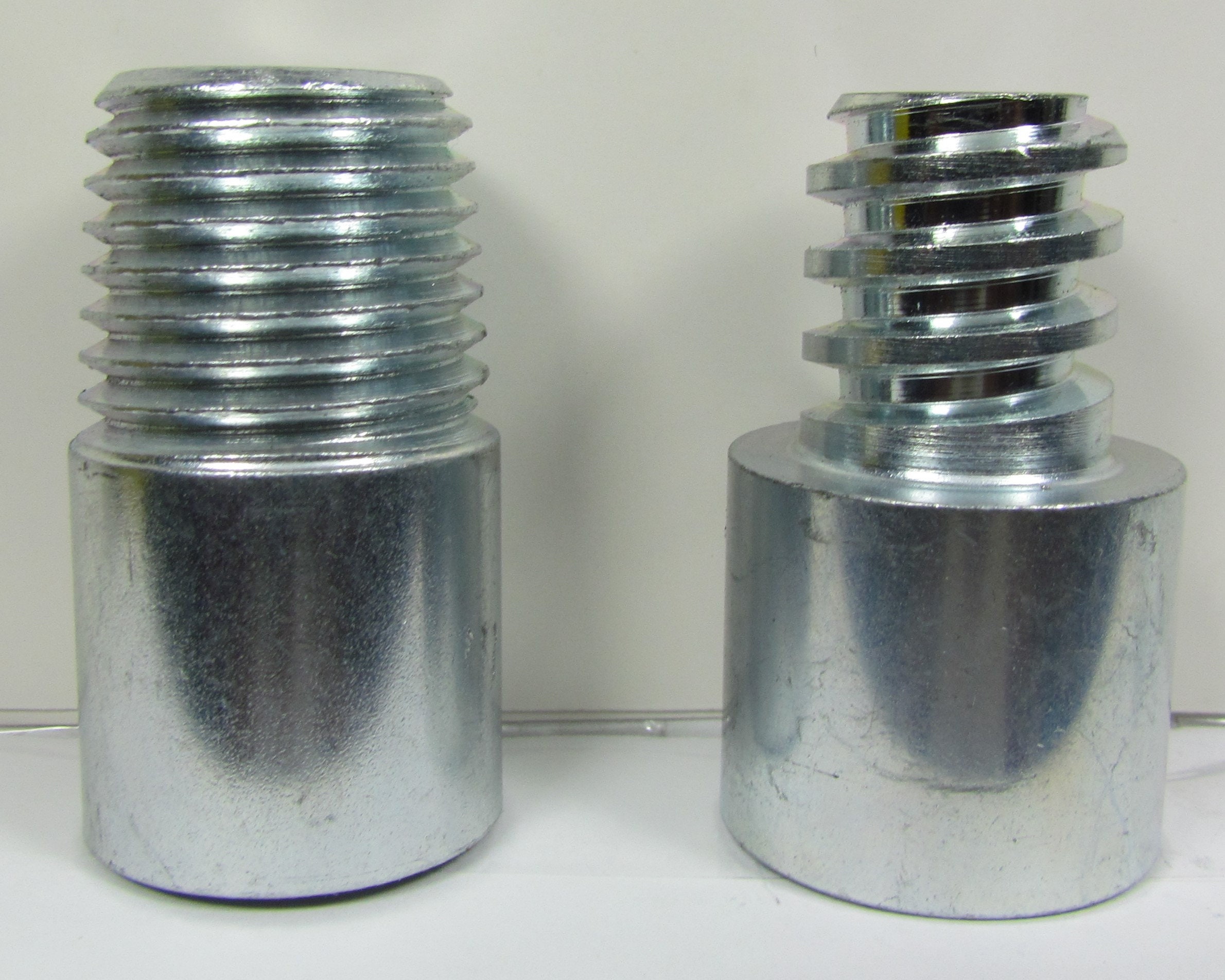2 pcs - Ultimate Adapter - Euro to USA Threads & USA to Euro Threads Adapter