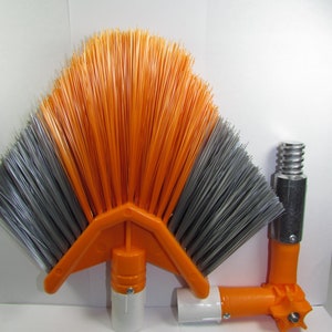 2 Spinnweben-Staubbürste & Stangenwinkeladapter (Kauf 3 Bestellungen erhalten 1 Bestellung kostenlos) Standard-Acme-Gewinde passen für alle Acme-Gewindestangen.