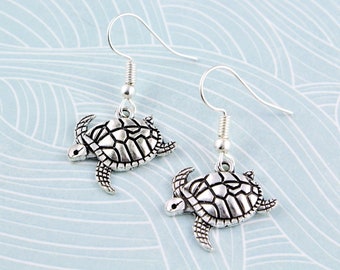 Turtle Earrings, Sea Turtle Jewellery, Silver Dangle Charm Earrings, Ocean Animal Jewelry, Travel Turtle Earrings, Traveling Jewellery Gift