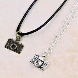 Camera Necklace, Photography Jewellery, Photographer Gift, Retro Vintage Camera Pendant, Silver Or Bronze, Photography Student Gifts image 2