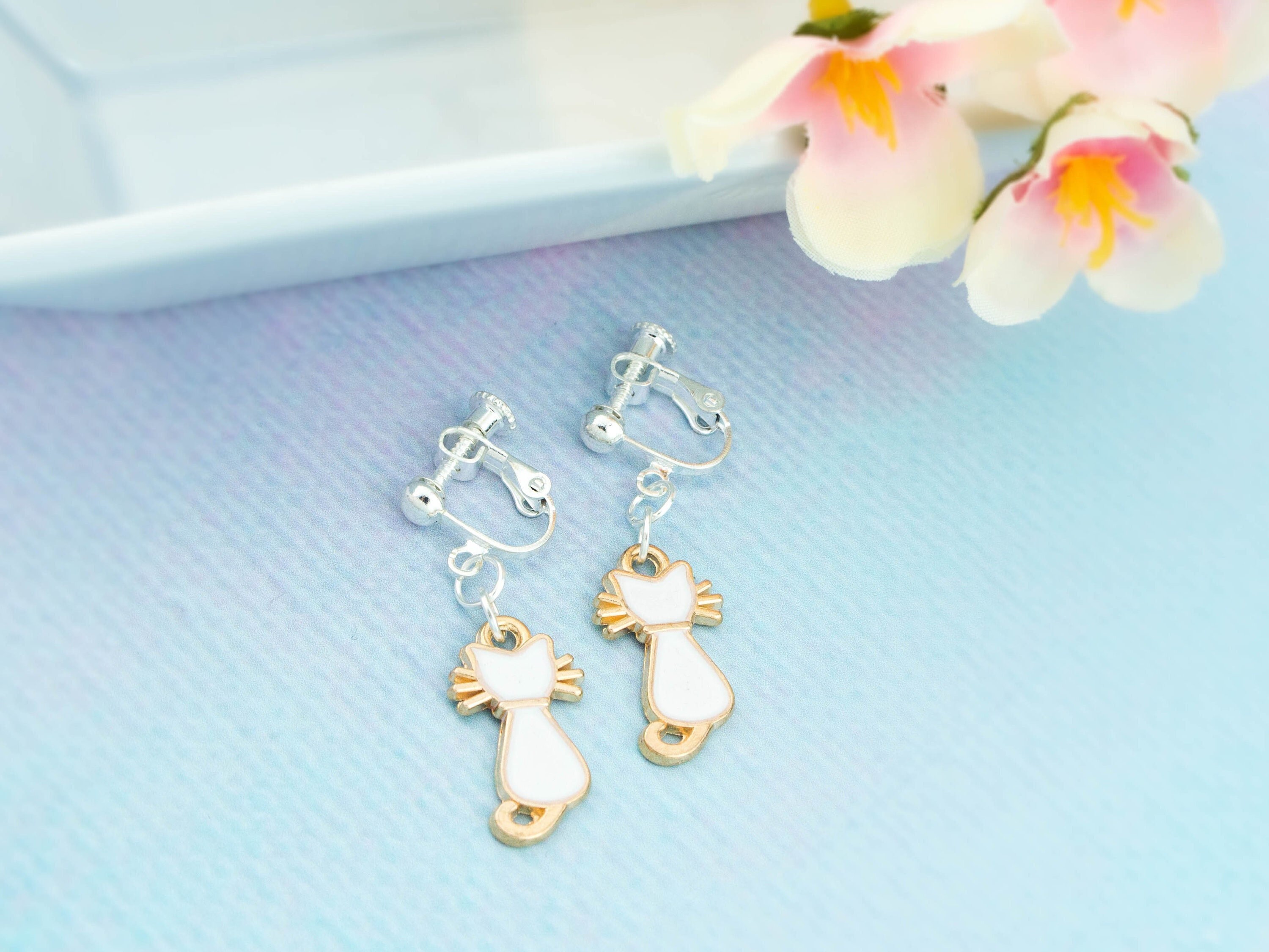 Cat clip on earrings sale