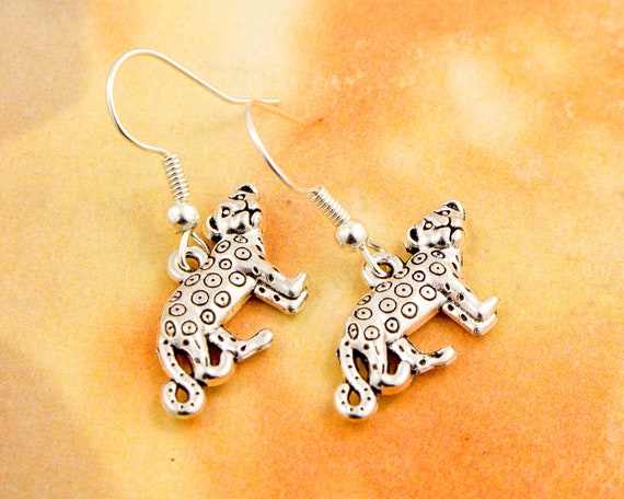 Cheetah earrings 2024