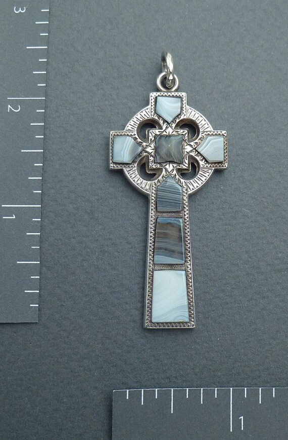 Vintage Green Cross with Agate Stone and Gold Tone Celtic