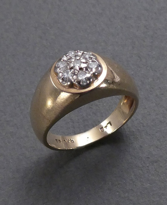 10K antique diamond cluster ring size 8 with Hallmarks