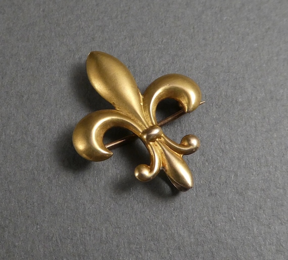 10K gold fleur de lys watch pin - image 3