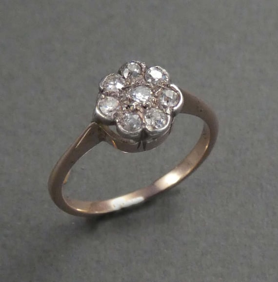 10K Diamond Cluster ring w/ 7 diamonds .48ct size… - image 1