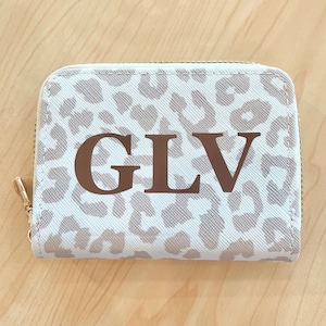 Cartera/tarjetero con estampado de leopardo y monograma: color tostado o rosa