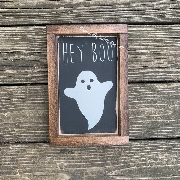 Hey boo sign | halloween decor | halloween sign | cute funny halloween sign | ghost sign | fall decor | farmhouse sign | wooden sign |