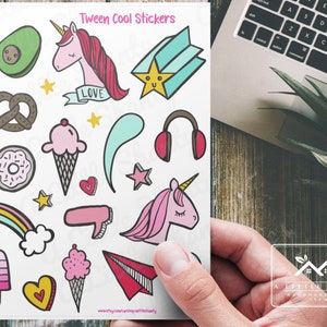 Feuille d'autocollants cool pour préadolescents,Fabrication de cartes,Scrapbook,Agenda,Créations manuelles pour enfants,Étiquettes à cadeaux,Sac de gâteries,Licorne,Étoile filante,Arc-en-ciel,Bretzel,Crème glacée,Cœur